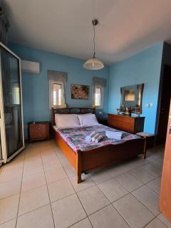 Villa Anna, Apartment 1, Nea Chili, Alexandroupoli, Greece, Private Tennis Court - Nea Chili - 1