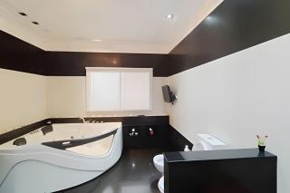 Vaer House: Experiencia con Jacuzzi y Quincho - Buenos Aires - 0
