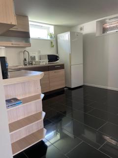 Cozy ground floor apartment in nature, by driving 300 metres of gravel road on top of the hill - Lunde - 2