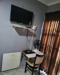 Emakhonkosi Guest House - Secunda - 5
