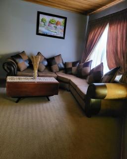 Emakhonkosi Guest House - Secunda - 6