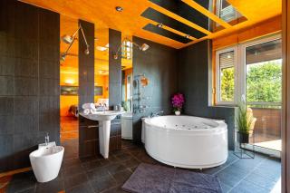 Urban Spa House - Swiecka Villa - Warsaw - 9