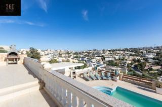 Huge Villa with Pool, BBQ and Spectacular Views by 360 Estates - 2