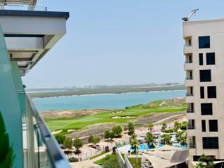 Circuit Views 1BR in Mayan 1 - Abu Dabi - 6