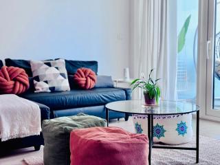 Circuit Views 1BR in Mayan 1 - Abu Dabi - 3