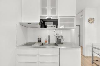 Slnecnice studio with parking and 24 hour check in - Bratislava - 8