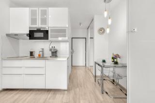 Slnecnice studio with parking and 24 hour check in - Bratislava - 5