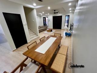 Celebrate HomeStay Taman Sri Kluang - Keluang - 8