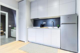 City Wall - Central Quiet Apartment - 8