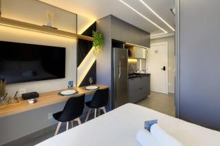 Studio com piscina e academia ao lado do metrô - São Paulo - 0