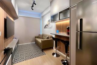 Apê alto, suite com cama Queen e sala de estar - São Paulo - 2