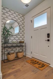 Luxurious Twin Homes in Germantown - 4