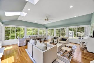 The Davis Modern Luxury Mansion Steps from the Ocean - Falmouth - 3