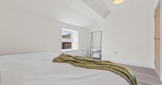1BR Town Center Apartments, Fully Equipped with Modern Ammenities, mins walk from Train Station, University, Hospital, Restaurants, Contractors - Northampton - 5