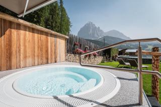 Hotel Jägerheim 3S - Selva di Val Gardena - 1