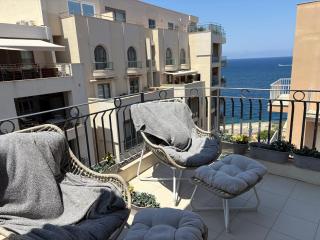 Sliema Sea View Luxury Apartment - 2