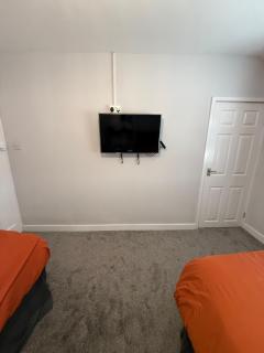 2Bed Contractor & Family Stay Kingswinford DY6 - Kingswinford - 5