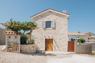 Heritage New Stone Villa Allegra - Private Swimming Pool & Garden - Valtura - 4