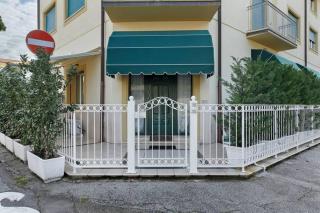 Apartment 50 m from the Sea and Private Parking - Marina di Pietrasanta - 9