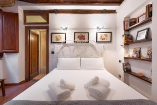 Keys of Italy-CorsoS-9-Studio by Palazzo Vecchio - 7