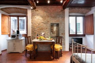Keys of Italy-CorsoS-9-Studio by Palazzo Vecchio - 8