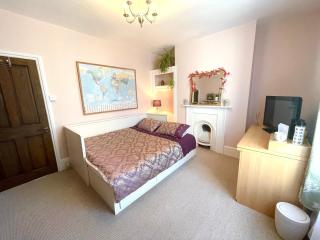 Victorian Rooms by Beach - Ramsgate - 2