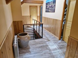 Grande maison de village entièrement rénovée - 1