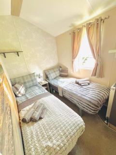Newquay Seaside Lodge Retreat with Hot Tub - Newquay - 7