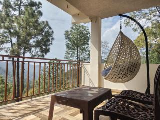 Inder Stay !! Balcony Rooms !! Parking !! - 9