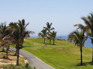 Golf and Beach Retreat in Maspalomas - 5