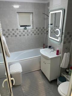 AMIRA SweetHome - 1