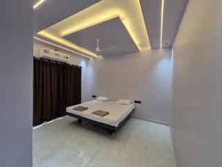 Unique Residency - Akalkot - 6