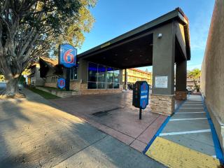 Motel 6 Pasadena, CA Old Town Pasadena Area - Pasadena - 1