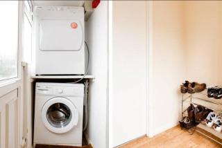 1 cozy room in 2 bed apartment, easy parking, easy walk train station - Cheltenham - 2