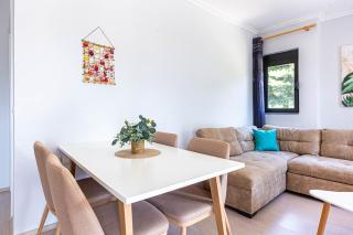 Saranda Charm 5 1BR Ap w Kitchen & Parking - Saranda - 3