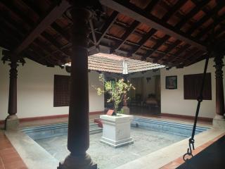 Utthara Tharavadu - 7