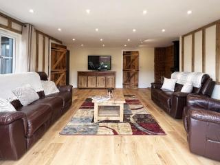 Blackberry Barn by The Suffolk Cottage Collection - Long Melford - 2
