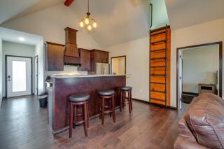 Tranquility Lake Getaway with Hot Tub on 27 Acres! - Columbia - 3