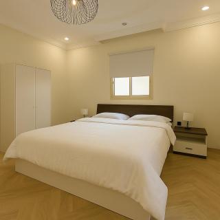 Stylish 3BR Smart TV & Wi-Fi - Jeddah - 8