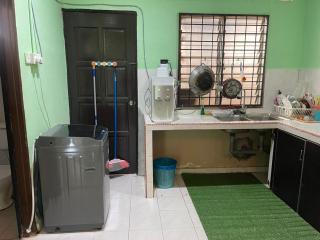 Homestay Taman Delima Paka - Kampong Gong Gemia - 4