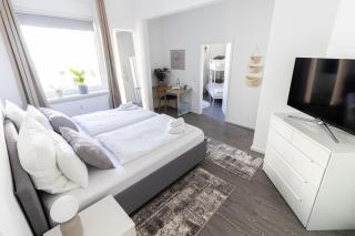 Topmoderne 3,5 -Zi-Wohnung in Hannover Lister Platz I Messe - Business - Familie - 0