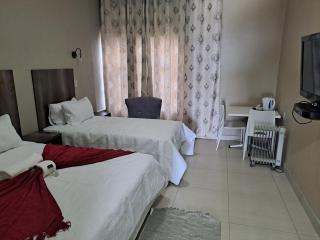 Conmilla Guest House and Conference Venue - Berea Hills - 6