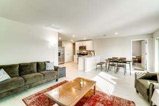 3 Mi to Port Charlotte Beach Park Home with Patio! - Port Charlotte - 8