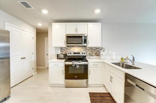 3 Mi to Port Charlotte Beach Park Home with Patio! - Port Charlotte - 1
