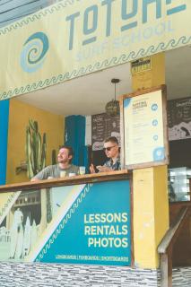 Totora Surf Hostel - 9