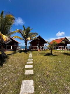 Cabin over the sea on Guarsidub Island - Panama-Stadt - 6
