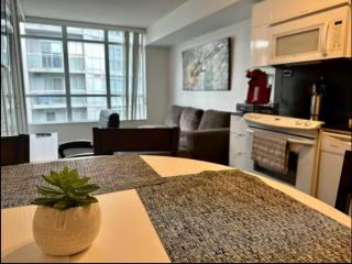 Perfect Location - Comfy Suite - 8