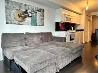 Perfect Location - Comfy Suite - 9