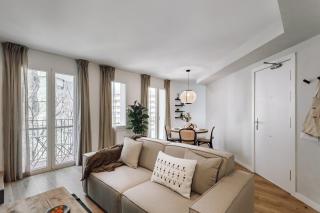 Campro - 3 bedrooms w/ balcony in Eixample Esquerra - Barcelona - 1