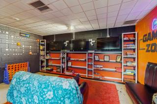 Lounging in Long Pond - 3